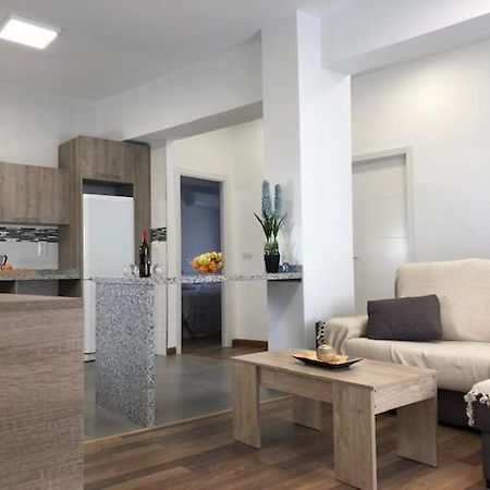 Rg Apartamentos Almeria Luaran gambar