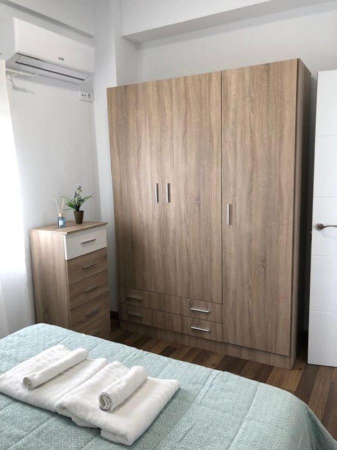 Rg Apartamentos Almeria Luaran gambar