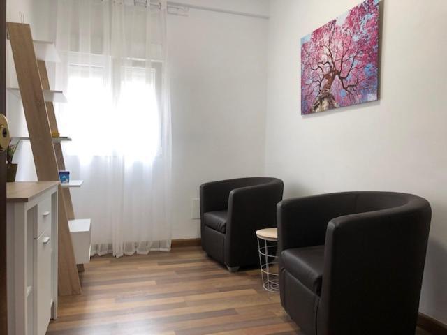 Rg Apartamentos Almeria Luaran gambar